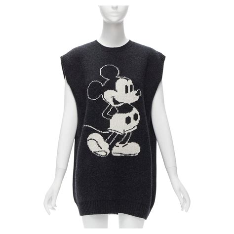 miu miu mickey.jpg
